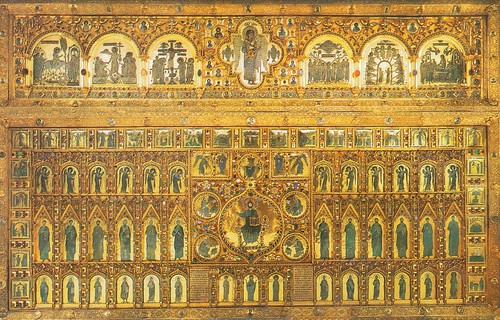 聖馬可教堂(San Marco Basilica)中的黃金祭壇屏(Pala d'Oro)，極盡奢華，跟鎮瀾宮有得比。來源：VeniceWiki官方網站