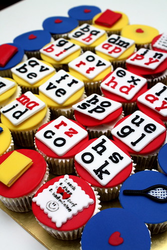 word puzzle cupcakes