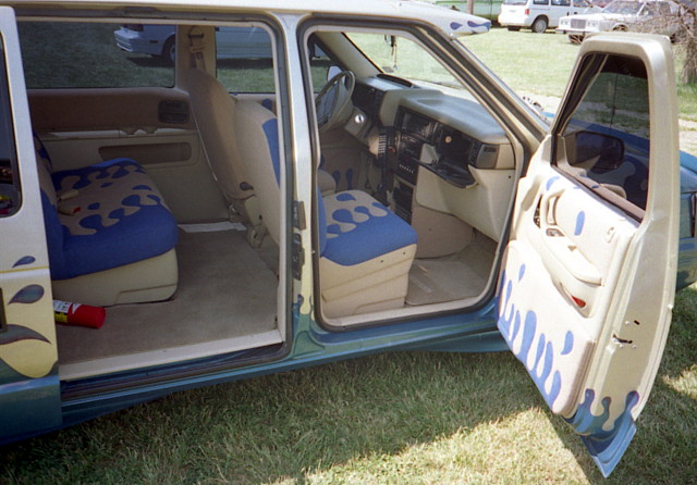interior dodge mopar caravan minivan carshow custominterior grandcaravan boonsboromd fwdmopar masondixondragway midatlanticmoparmeet