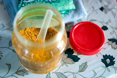 Nam phrik phong, a combination of dried soybeans, chilies and salt, a popular condiment in the local cuisine of Mae Hong Son