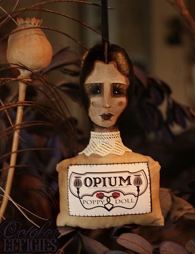 opium poppy ornament
