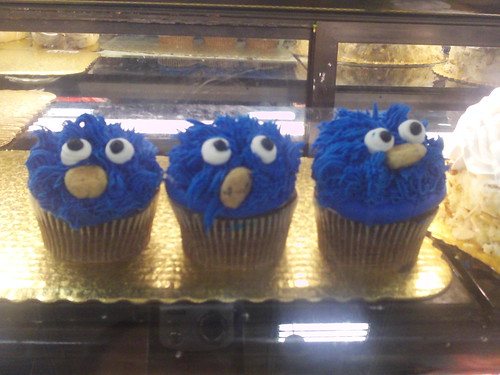 blue fuzzy cupcakes