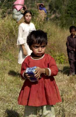 child in pakistan
