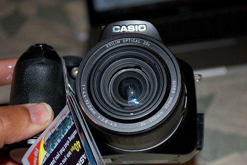 Digital Camera Review: Casio High Speed Exilim