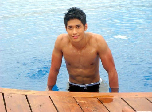Aljur Abrenica Goes Shirtless for the Pictorial of ‘I’ll Be Waiting by flower_reah.