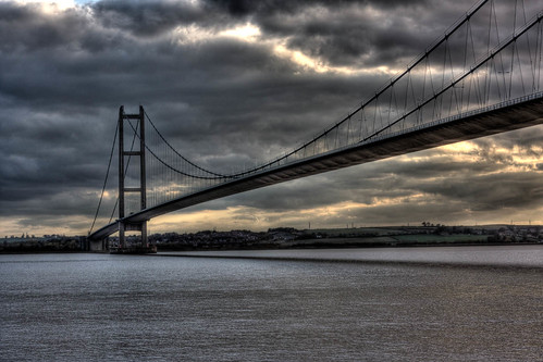 اكبر 10 جسور معلقة في العالم