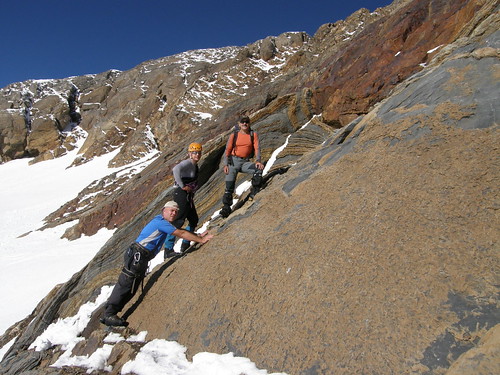 035- Dejando el Glaciar y comenzando la trepada de roca para la cumbre
