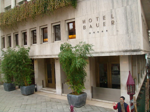  Hotel Bauer