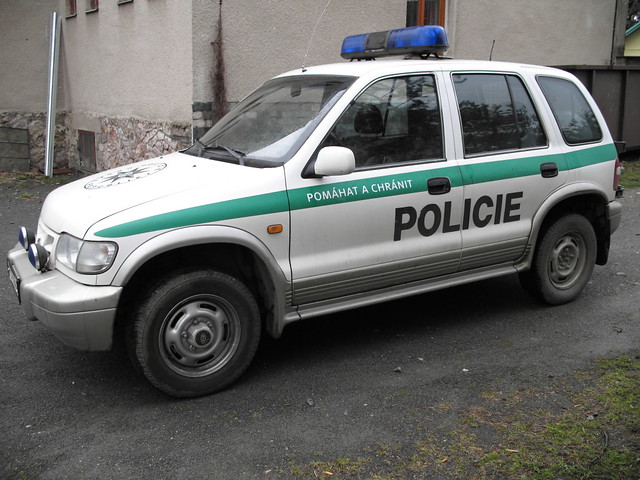 czech prague state side country police kia sportage