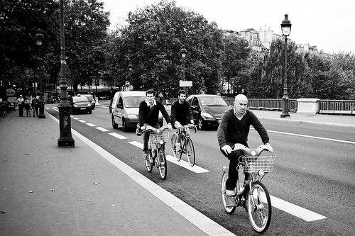 Paris Cycle Chic -  Dapper Bridge