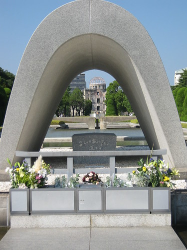 The cenotaph was designed so that you can see the Peace Flame and the Peace Memorial through its arch.