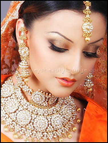 indian bridal makeup pictures. Pakistani / Indian Bridal make