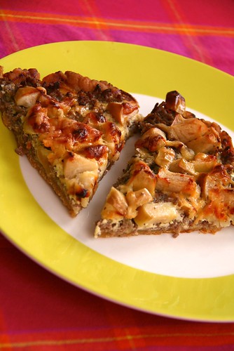 Quiche with Meat and Apples