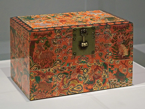 Lacquer box, "Box with Design of Auspicious Motifs", Korean, Joseon dynasty, late 18th-early 19th century, at the Saint Louis Art Museum, in Saint Louis, Missouri, USA