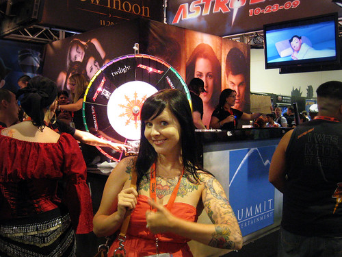thumbs up in motion at the New Moon booth