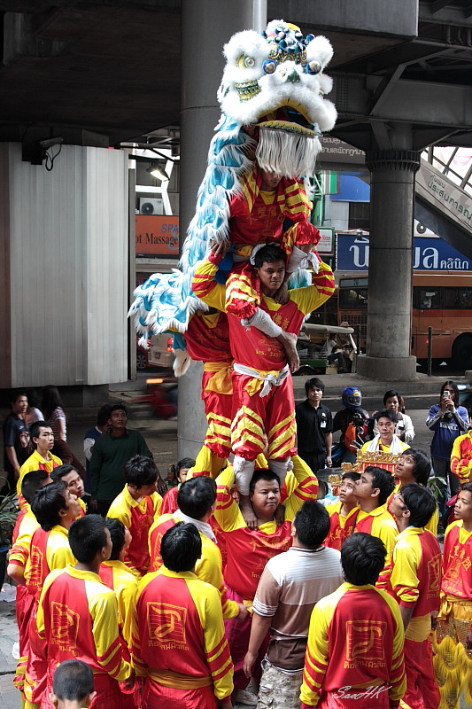 Lion Dance @ Silom, Bangkok, Thailand