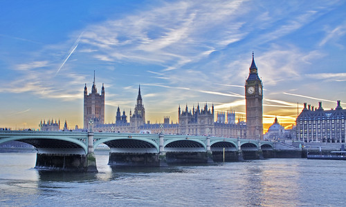 フリー画像|人工風景|建造物/建築物|橋の風景|ビッグ・ベン|ウェストミンスター宮殿|世界遺産|城/宮殿|イギリス風景|ロンドン|フリー素材|