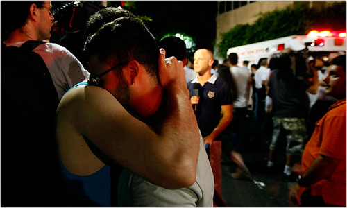 Due morti, 15 feriti, attentato nel locale gay di Tel Aviv. by you.