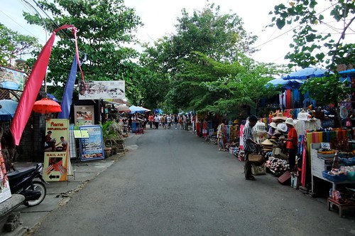 Tanah Lot Market