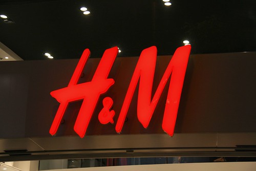 你拍攝的 廣東道 - H&M。