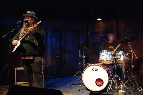 Papa Mali with Bill Kreutzmann of the Grateful Dead - 10/11/09 Saxon Pub, Austin, Texas (SaveKUTAustin benefit)