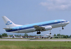 KLM B737-306 PH-BDH GRO 10/08/1992