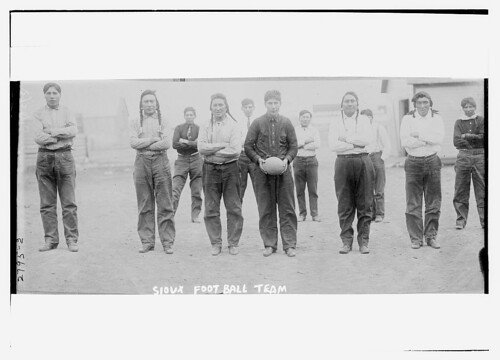 Sioux football team (LOC) / The Library of Congress