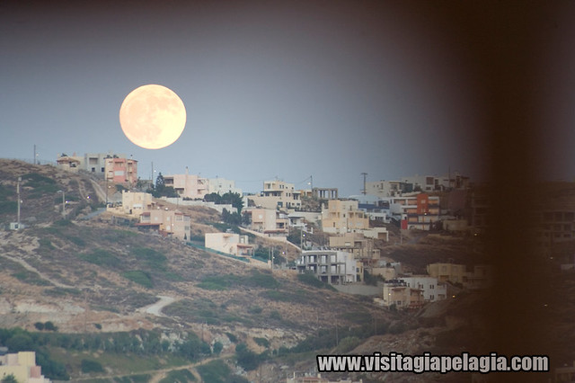 Agia Pelagia full moon