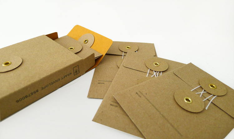 KRAFT envelopes (small with string / brown)