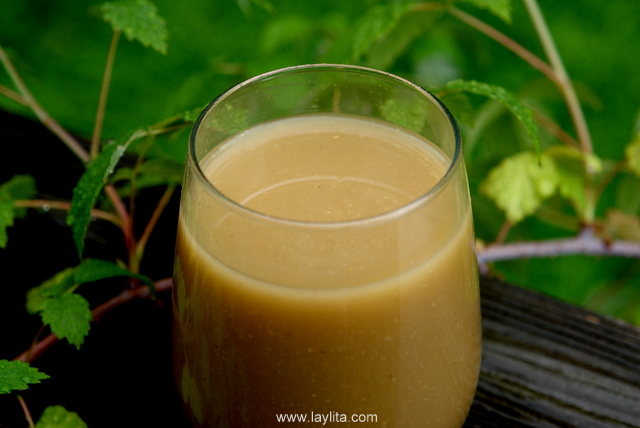 Colada de avena is a typical drink from Ecuador made with oats, 