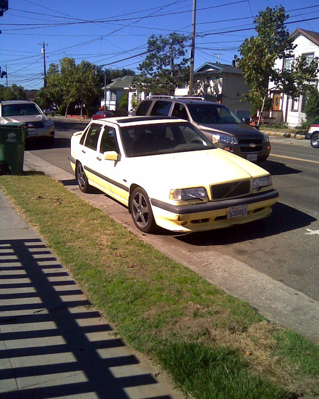 Clean Volvo 850 T5R Yellow in
