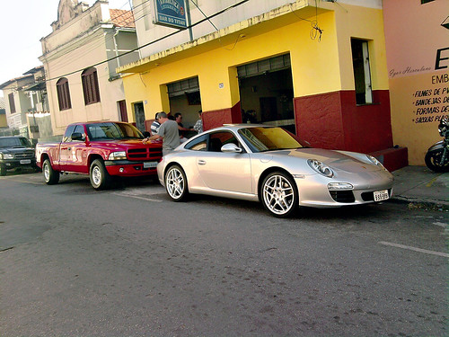 Porsche 911 Carrera & Dakota R/T 