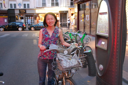 パリ市のレンタル自転車にのってみた