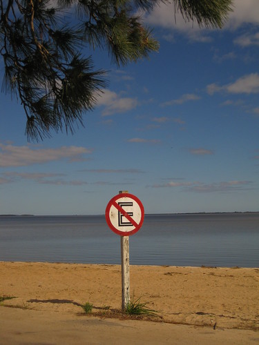 no parking, Carmelo, Uruguay