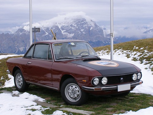 Lancia Fulvia HF at Passo Giau originally uploaded by Daisuke Ido