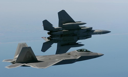 Fighter airplane picture - F-22 Raptor