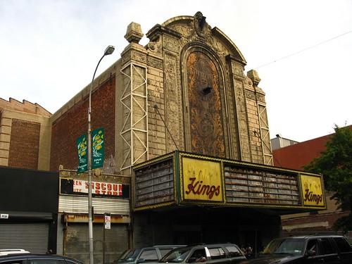 The derelict Loews Kings Theater in Brooklyn, Aug09