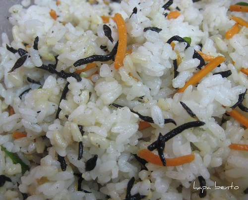hapa rice with hijiki anc carrots