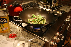 green beans in the wok