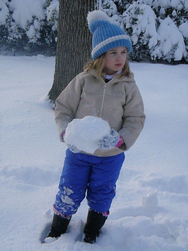 Lena making snowball