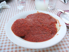 Ravioli (in red sauce)
