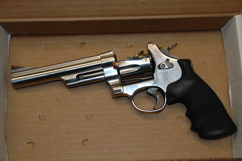 smith and wesson 44 magnum revolver. 629 .44 Magnum revolver.