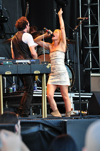 Metric at Ottawa Bluesfest 2009