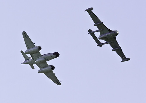 Warbird picture - Leuchars Airshow 120909-5