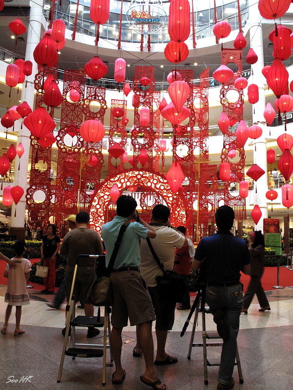 Chinese New Year Decoration with Photographer @ MidValley, KL, Malaysia