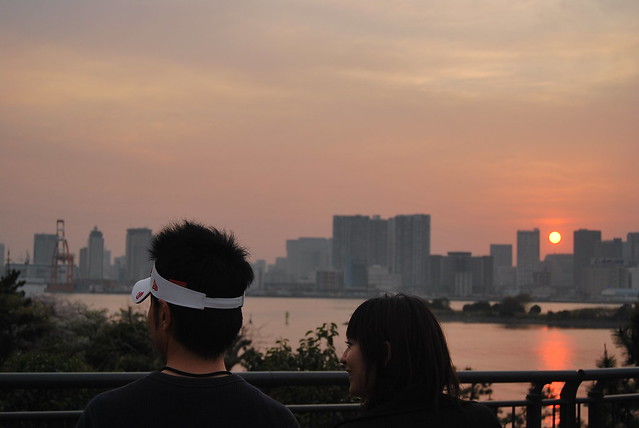 Puesta de sol desde la bahía de Tokyo
