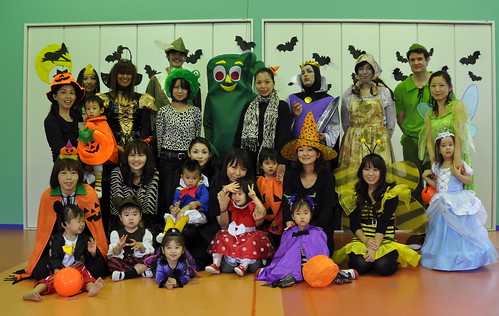 Missy Mouse class at Halloween Parade 2009 by Beanstalk International School, Nagoya, on Flickr