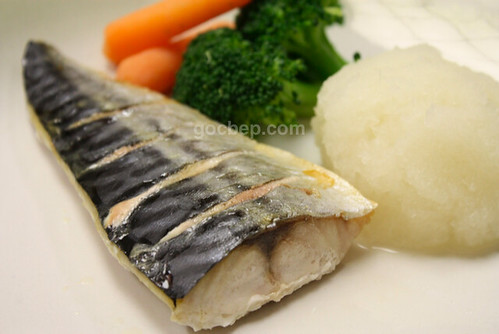 サバの塩焼き Japanese grilled mackerel