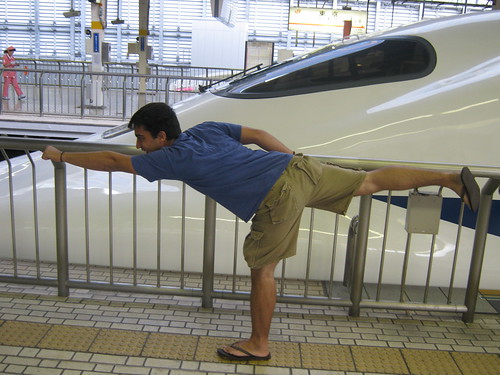 Dave races the Shinkansen