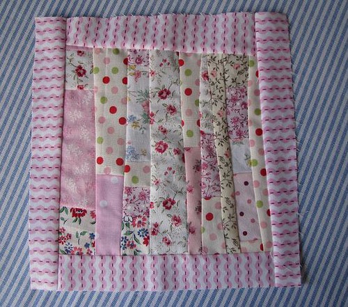 pink quilt block